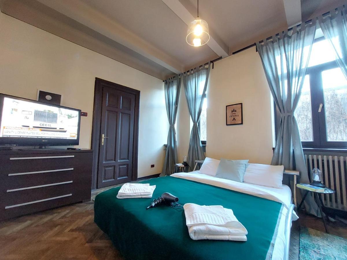 Sweet Dreams Suites Piata Romana Bucarest Esterno foto